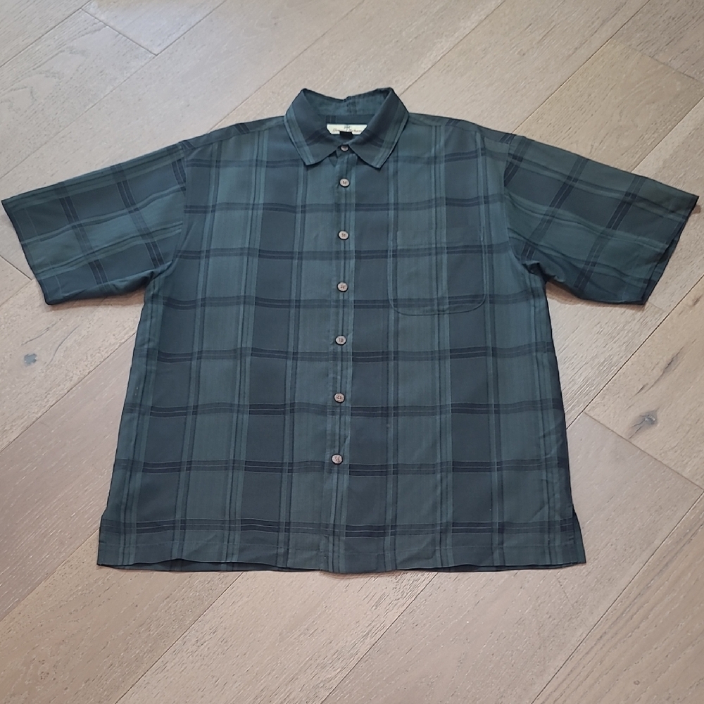 EUC Tommy Bahama Camp Shirt Men's sz M Green Plaid 100% Silk Button Up